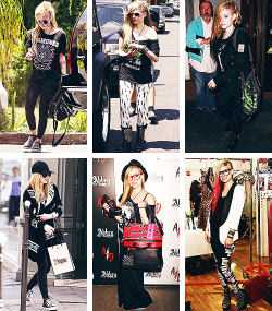   Avril’s outfit 2012  