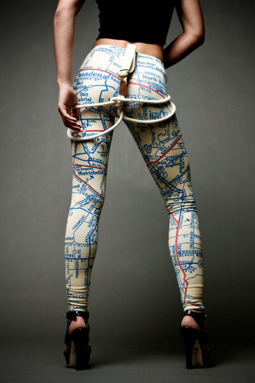 Map leggings, part two. 1-3: DimePiece Designs. 4-6: Black Milk.