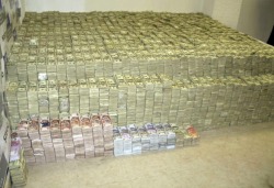 Fuckyeahitssummeralexis:  Jiggen:  Drugwar:  A Haul Of About 206 Million U.s. Dollars