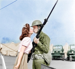 Forties-Fifties-Sixties-Love:  &Amp;Ldquo;Girl Kissing Soldier&Amp;Rdquo; (Colorized