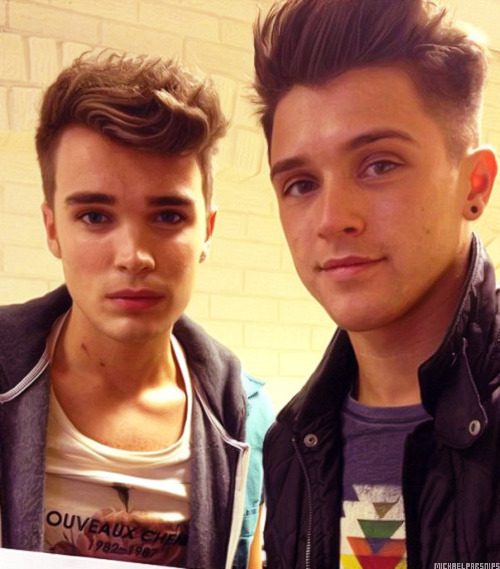parradiso:  cuuthbert:  omg   omg josh and jj you can’t do this to me