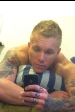 militaryboysunleashed:23 year old prior military