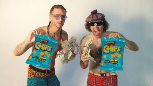 Riff Raff feat. Nardwuar - Corn Nut Santa Fe Ranch Chips