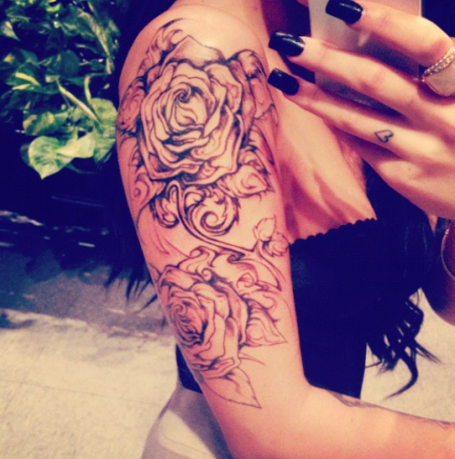 Grillz n' Roses
