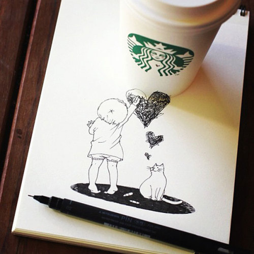 cutiecowba:  coffee-tea-and-sympathy:  Starbucks Cups Become 3D DrawingsTomoko Shintani from Japan, starts her doodles on a piece of paper and continues them onto the cups, which gives a bit of a 3D feeling to it. Her cartoons feature a girl, usually