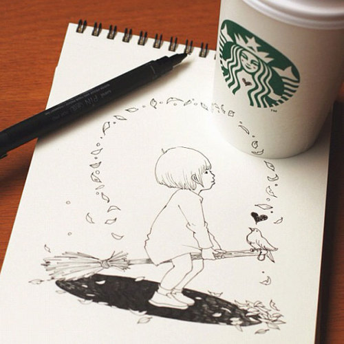 cutiecowba:  coffee-tea-and-sympathy:  Starbucks Cups Become 3D DrawingsTomoko Shintani from Japan, starts her doodles on a piece of paper and continues them onto the cups, which gives a bit of a 3D feeling to it. Her cartoons feature a girl, usually