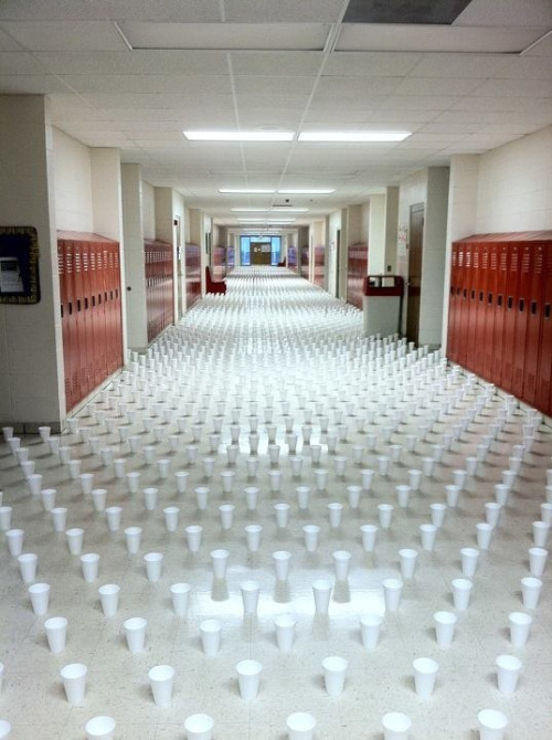 avenging-sherl0ck:   4chan500:  hillmarchesbandcorps:  glorytotheempire:  cleankitties:  taynicole94:  Senior prank. Every cup is filled with water.  wow, those are some nice diags. major props.  These cups are in perfect lines. …must have been the