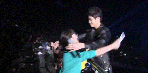 chuseob:  He lets you hug him. 
