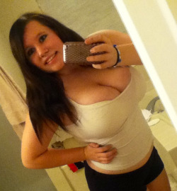 cutechubbychickk:  lol bewbs   nice big bewbs