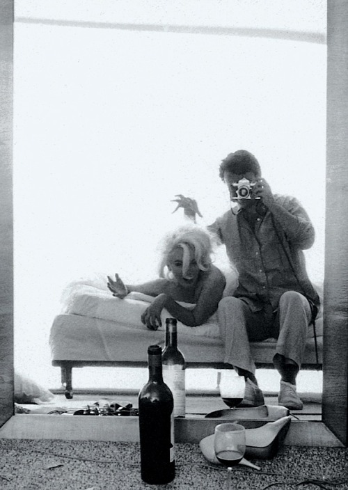 Porn photo  Marilyn Monroe and Bert Stern during a photo