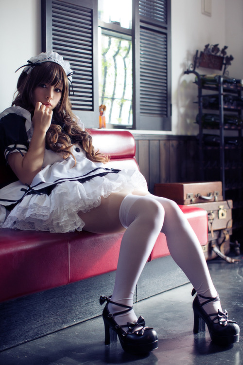 maid-girl:  美紗