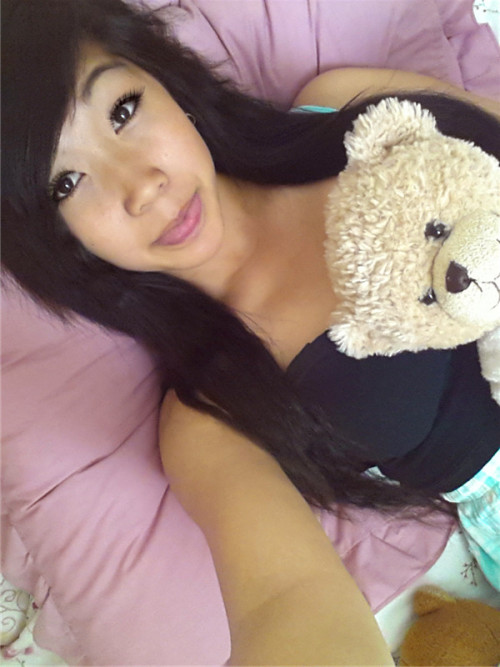 My teddybear’s cute aee? :3jennitalz.tumblr.com/instagram : ennyyjaayz