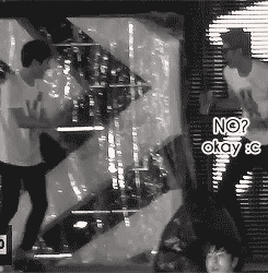  D.o &amp; Kris dancing. @ smtown bkk 