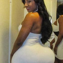 dafckinspot:  Wife Type Thickness! 