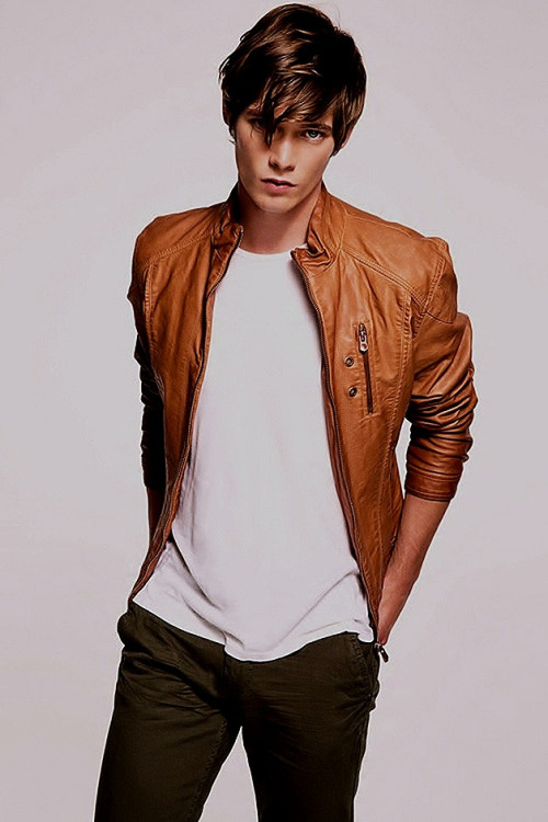 Asexually Frustrated
