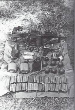 cerebralzero:  victran:  pro-patria-mori:  Standard “light” SOG loadout during the Vietnam war.  fucking love this. need in my life  and those 550 cord magpuls back in that era. yeeeeap  440 rounds, that’s a fair amount of weight to be trudging
