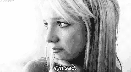 whtnever:  c0untrykisss:  Every time I see this is breaks my heart. Because she’s