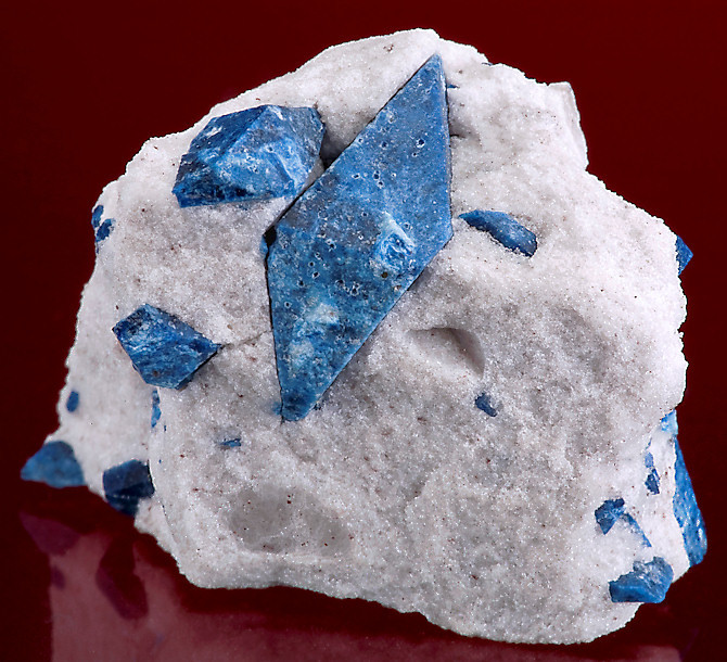 crystal-porn:  Lazulite on quartz   That looks cool.