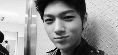 d-ongwoo:  Chu~ (づ｡⌒ 3 ⌒｡)づ 