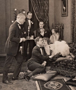 clarabowarchive:  Queen of the Twenties Scene