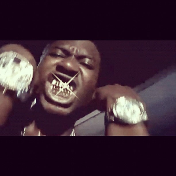 ianconnorsrevenge:  Ian Connor Conceited?,I Say Beat It You Ah Alley Cat. 