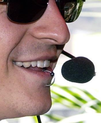 shut-up-and-love-linkin-park:  *^* ♥ 