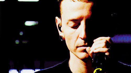 shut-up-and-love-linkin-park:  *_____* 