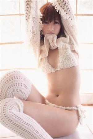 fohoho:  １８歳の美少女モデル日南響子が大胆露出したセクシーショット