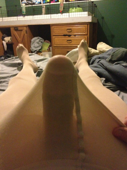 ursamiel:  tightsboy:  #pantyhose #tan #boner #sissy  want to suck the cream out of this nylon cock…