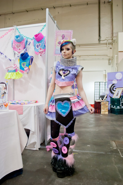 magicalulala:
♡ Iska Ithil for Roxie SweetHeart x Kiss Me Kill Me ♡
iska-ithil:
I had such an amazing birthday and weekend at Hyper Japan :3 Modeling for Kiss Me Kill Me (website re-opening very soon) and Roxie Sweetheart, thank you to all the lovely...