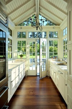 minus the fake chandelier,  this kitchen is phenomenal.