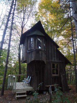 :  With its quirky angles and mismatched windows, it’s been likened to a place from a Tim Burton movie, or from Dr. Seuss. No two windows match, each are at a different height. It’s approximately 120 sq. feet on the main floor, 80 on the upper floor.