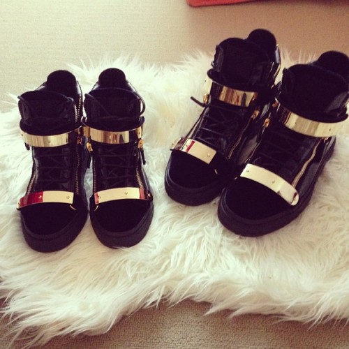 metalliclashes:  andreadiamond:  Matching Zanotti’s  Fawk