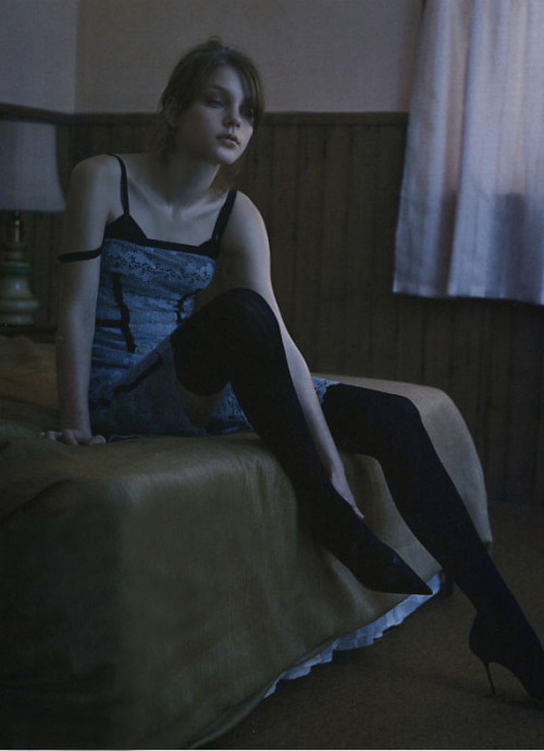bienenkiste:Jessica Stam by Jacques Olivar for Marie Clair Italy March 2003