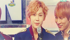 btobrighthere-blog:  ilhoon vs yukwon; 귀요미 player (+ shoulder dance) 