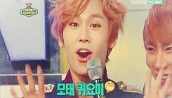 btobrighthere-blog:  ilhoon vs yukwon; 귀요미 player (+ shoulder dance) 