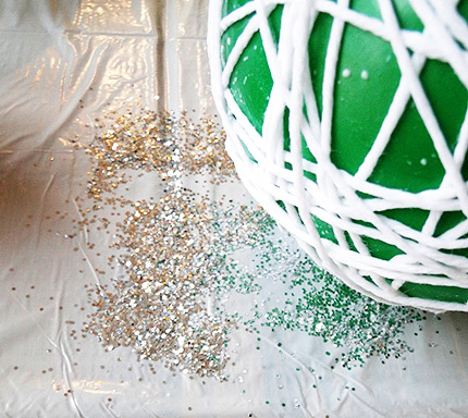 Winter Wonderland DIY Wedding Lights: Home made wedding lighting idea using ballons, yarn, and batte