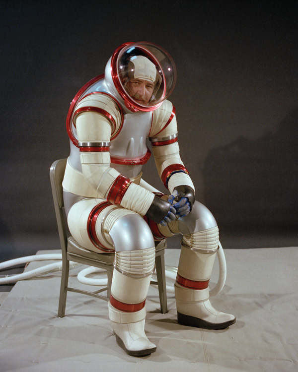 are2:  Hardsuit AX-3 Space Suit design, 1977 