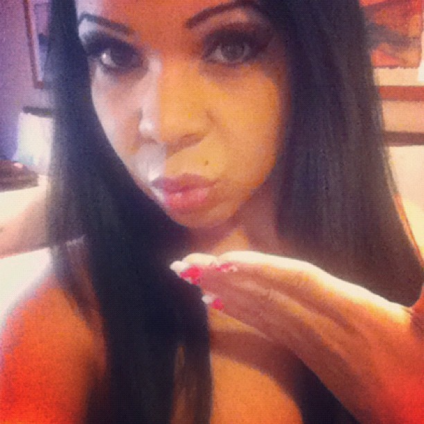 badbroads:  http://badbroads.tumblr.com/ TJ’s BAD BROADS Name: Jae 
