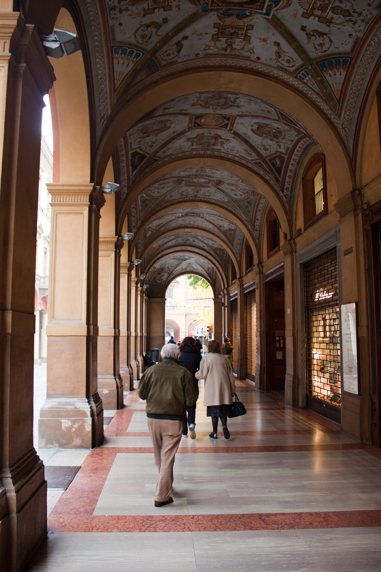gemtrem:  Bologna After a Saturday in San Gimignano we got the early train on a Sunday