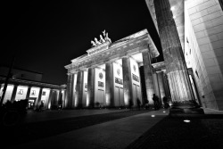 Brandenburg gate.