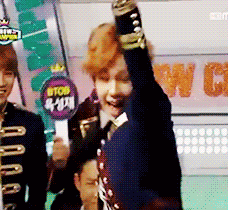 hennaray-deactivated20130509:  Ukwon’s reaction to Ilhoon’s dancing 