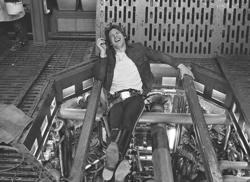 jamismydrug:gretchenalice:hungrylikethewolfie:helenish:SOMEONE PHOTOSHOP A SALAD IN THERE.Han Solo L