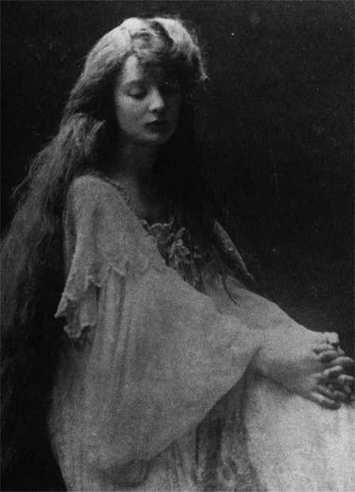 midwinter-tears:  Eva Palmer