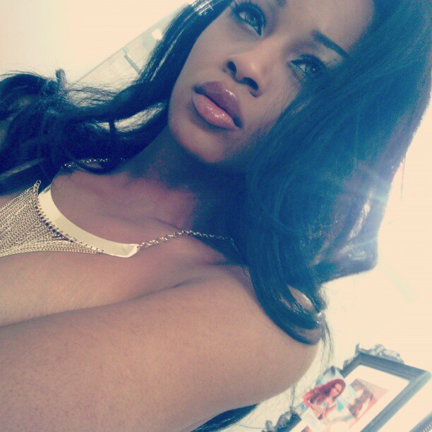 badbroads:    http://badbroads.tumblr.com/ TJ’s BAD BROADS Name: Bazaaria    