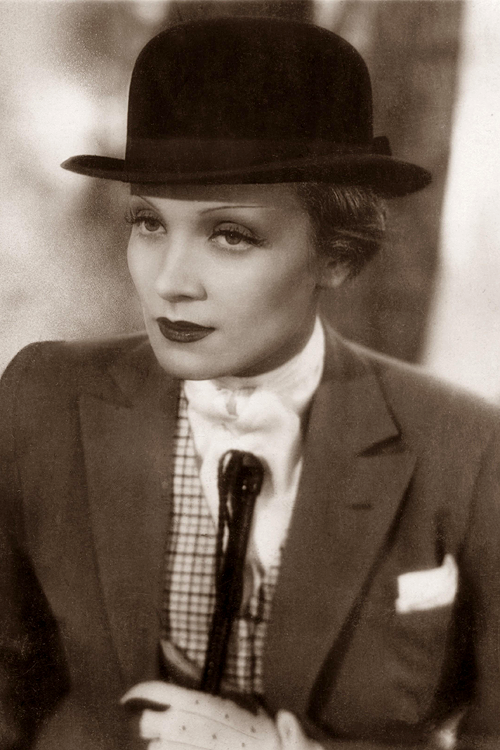 Sex farleysgranger:  Marlene Dietrich, ca. 1933 pictures