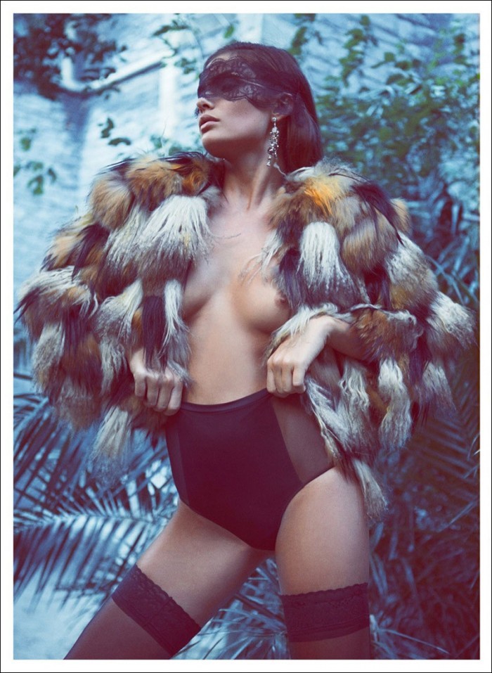 theclassyissue:  ALYSSA MILLER PHOTOGRAPHED BY KORAY BIRAND FOR HARPER’S BAZAAR