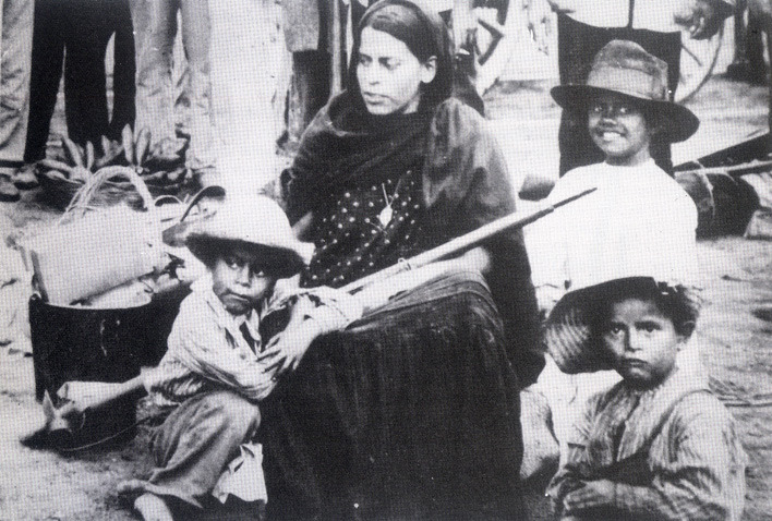 maghrabiyya:  Las Adelitas - Women of the Mexican Revolution 