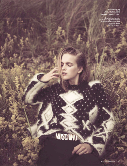 blastingagent: Mirte Maas - Vogue Netherlands November 2012