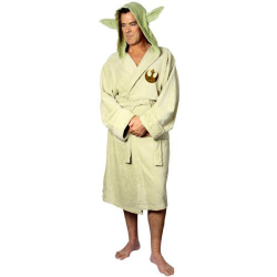 hellocati:  Creative and comfortable bathrobe complete with Yoda ears hood.  Yeee
